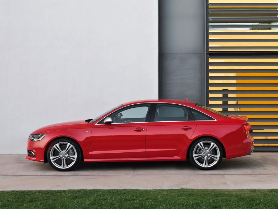  Audi S6 Sedan (4G, C7) 2012 года  (WW) (фото 30 из 30)